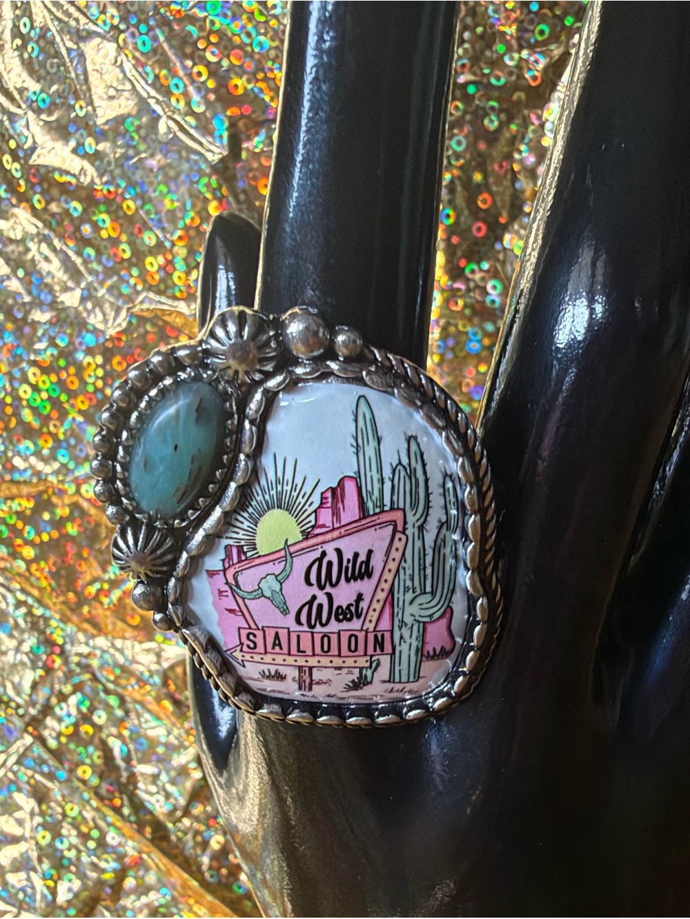 Retro Vintage style Country Western "Wild West Saloon" Statement Cocktail Ring